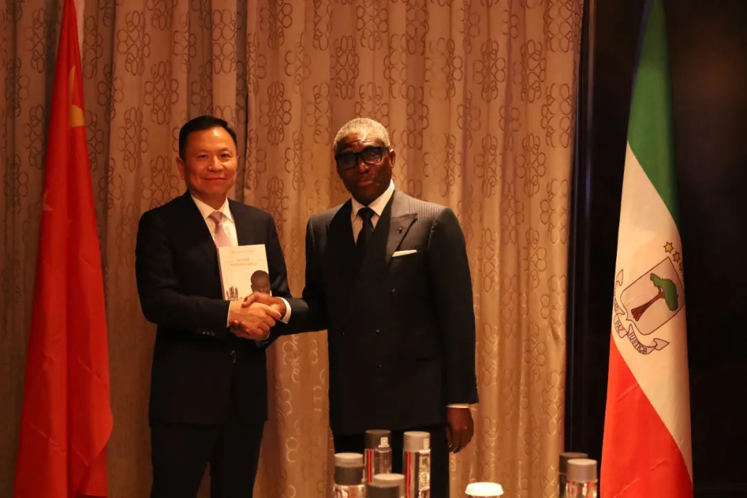 赤道几内亚共和国访华代表与ga黄金甲股份深入探讨产业协同发展